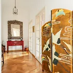 Appartement Casa Augusta, A Burghesius