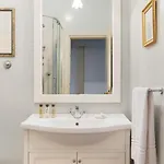 Casa Augusta, A Burghesius Appartement Rome