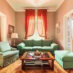 Casa Augusta, A Burghesius Appartement