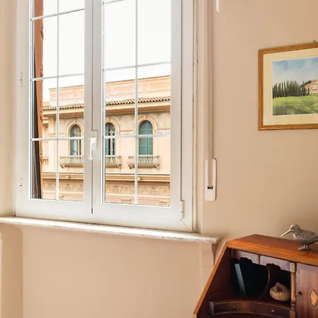 Casa Augusta, A Burghesius Daire Roma