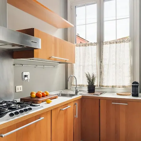 Casa Augusta, A Burghesius Διαμέρισμα Ρώμη
