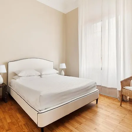 Apartmán Casa Augusta, A Burghesius Řím