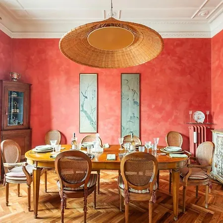 Casa Augusta, A Burghesius Řím