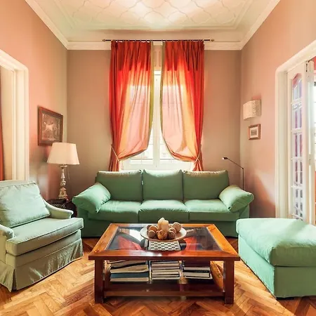 Casa Augusta, A Burghesius Apartmán